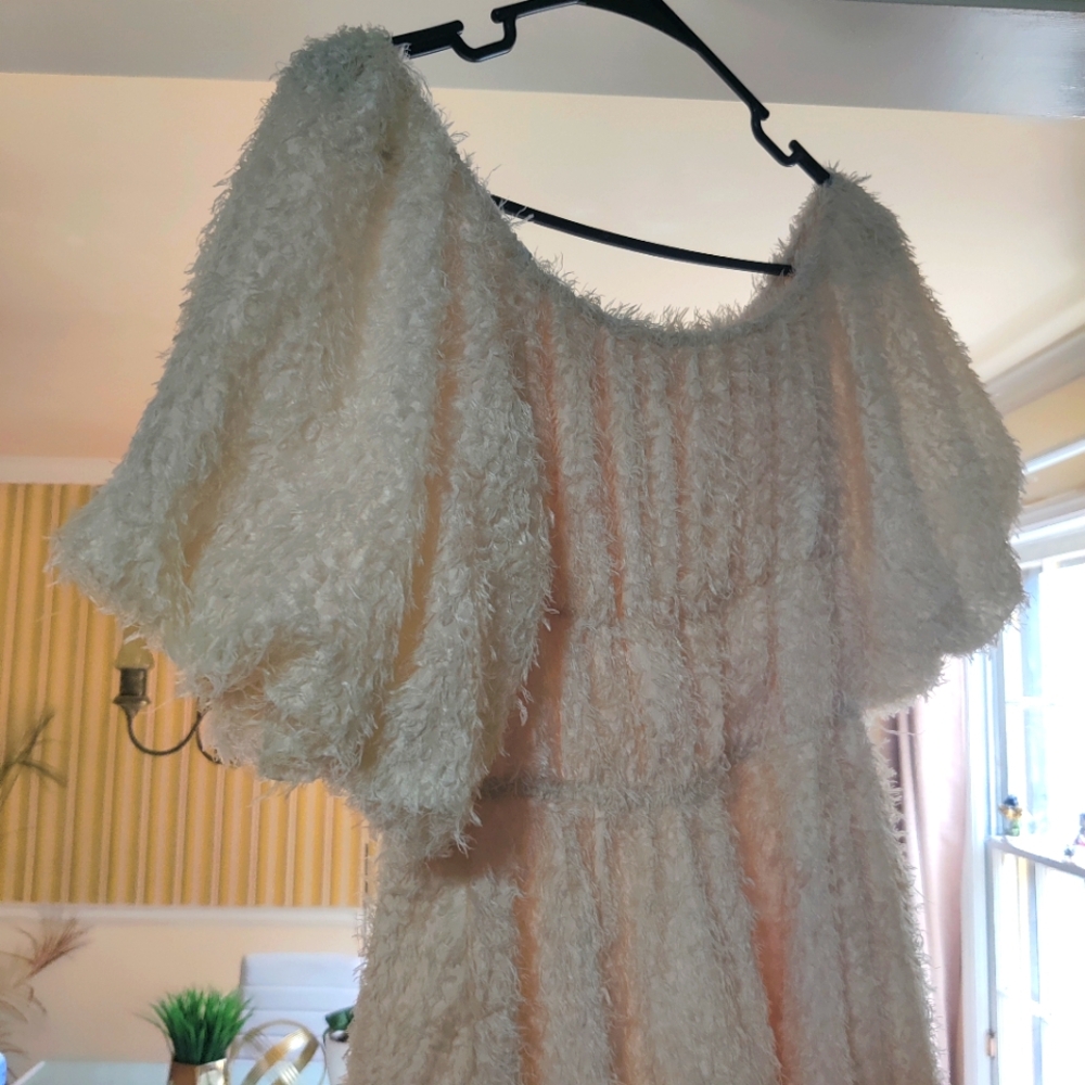 Beautiful fuzzy off the shoulder Cream Boho dress - Picture 2 of 2
